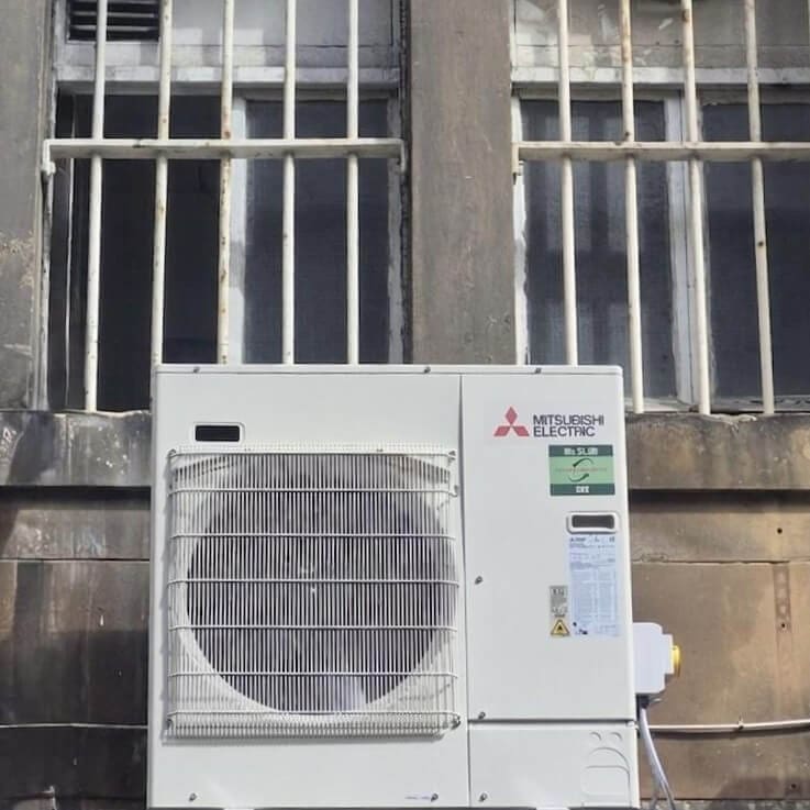 the outside of the Mitsubishi Air Conditioning Unit we have fitted for a restaurant in Glasgow