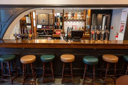 pub-fit-out-electrical-snaffle-bit-glasgow-4