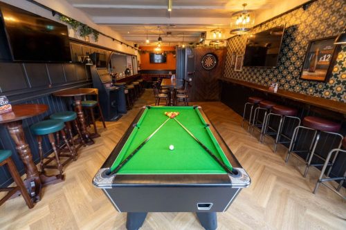 pub-fit-out-electrical-snaffle-bit-glasgow-7